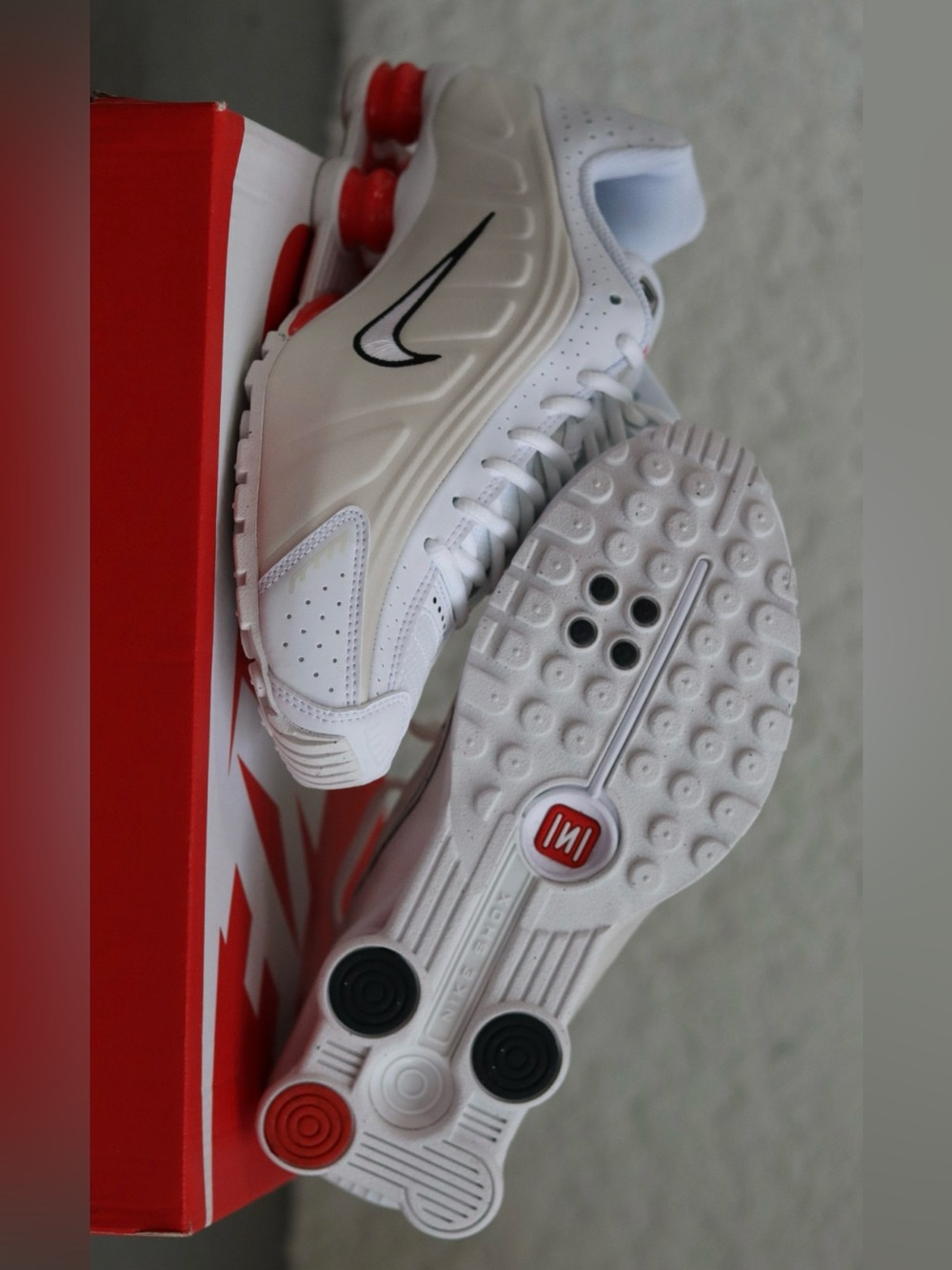 NIKE SHOX R4 GS